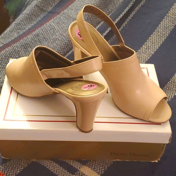 Life Stride Shoes - Comfort Life Stride Sling back heels 👠